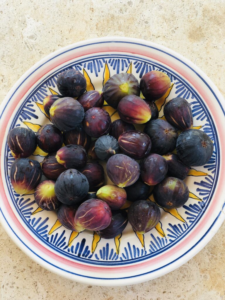 feigen-auf-teller